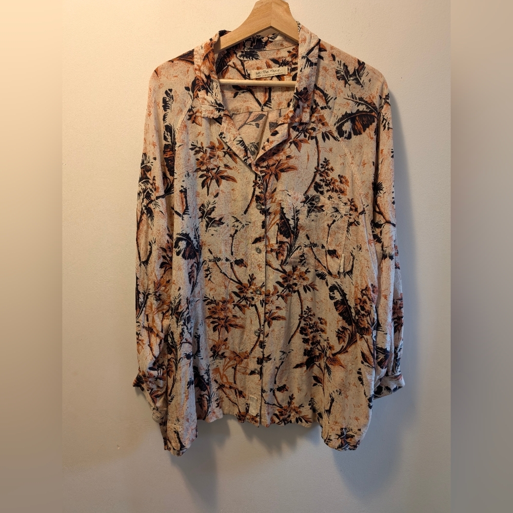 We The Free “It’s A Vibe” Buttondown • Floral Print • Size Large - Picture 6 of 10